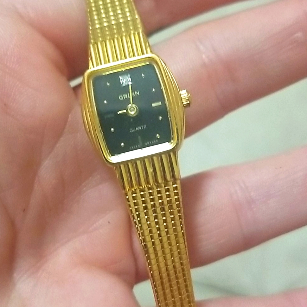 Dainty vintage Gruen watch from 1874